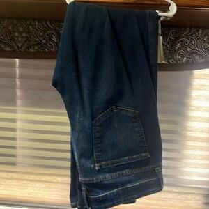 Denim straight leg jean. Has some stretch to it.